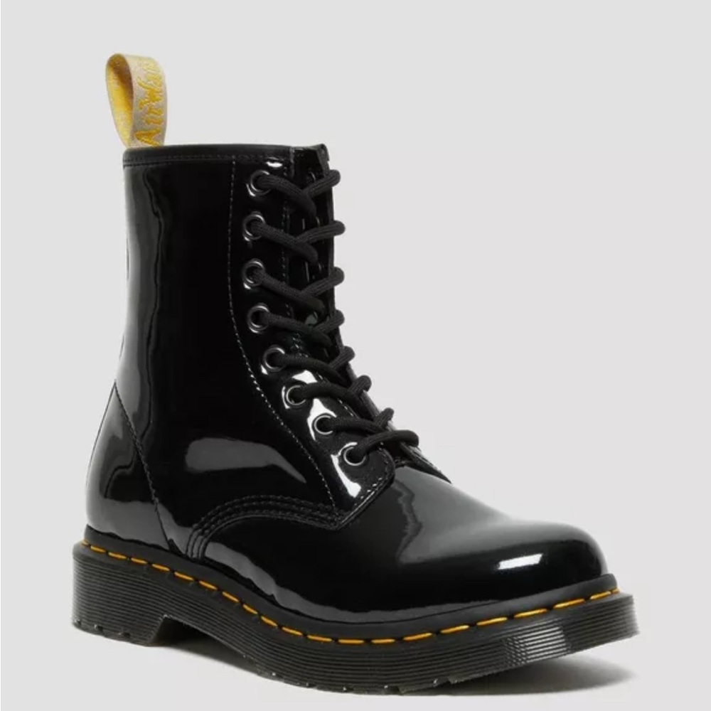 Dr. Martens 1460 Originals Eight-Eye Lace-Up Boot Size 7 New EU 38 Vegan